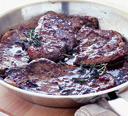 Steaks in red wine sauce