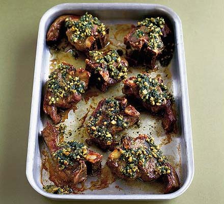 Lamb chops with coriander pesto