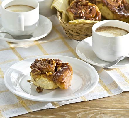 Cinnamon pecan sticky buns