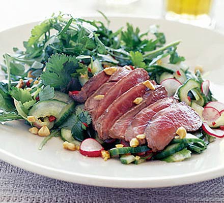 Oriental steak salad