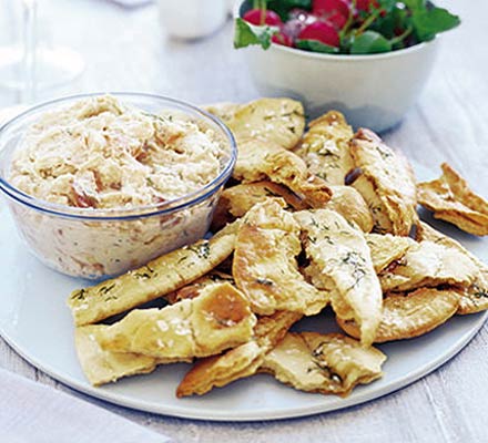 Smoked salmon & bean dip with crispy pittas