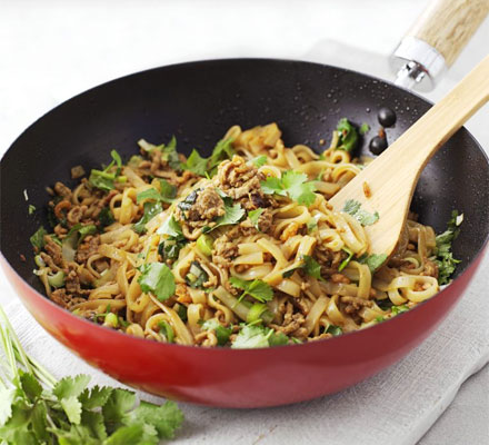 Minced soy pork with rice noodles