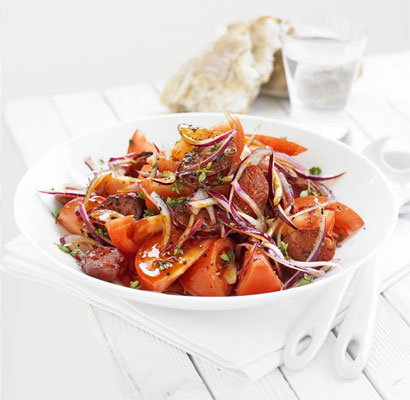 Chorizo & tomato salad