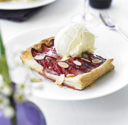 Individual strawberry & almond tarts