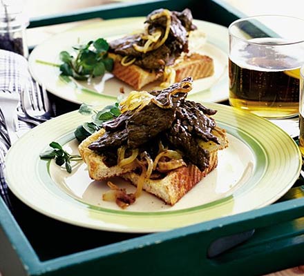 Dad’s minute steak with golden onions