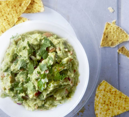 Best ever chunky guacamole