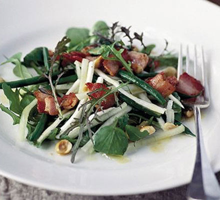 Apple & bacon salad