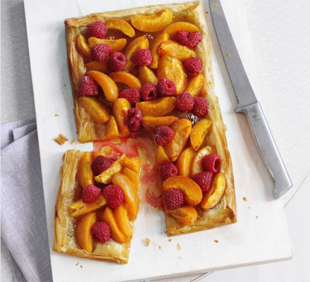Apricot & raspberry tart