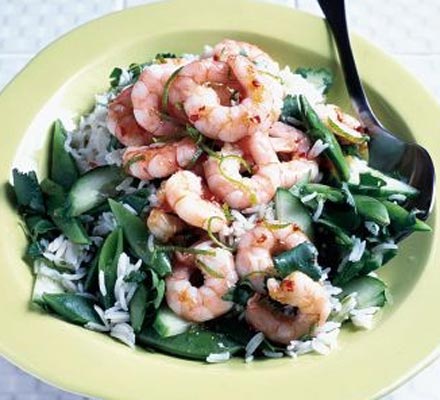 Coconut rice & prawn salad