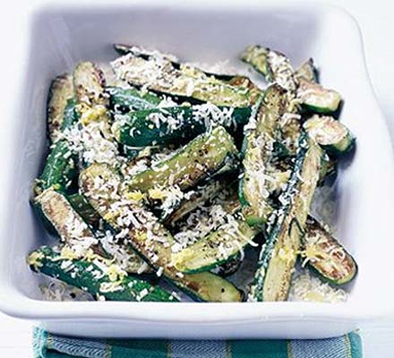 Melting cheese courgettes