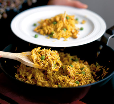 Curried chicken & cashew rice