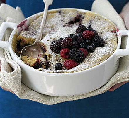 White chocolate & berry pudding