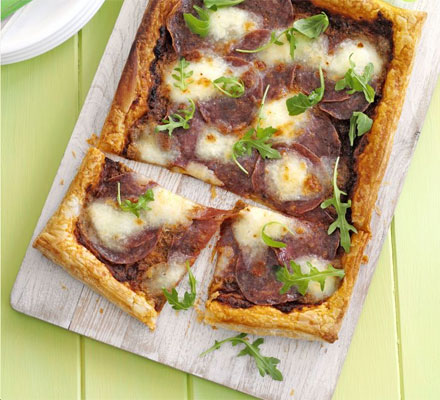 Puff pizza tart