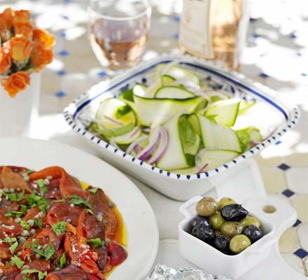 Minted courgette salad