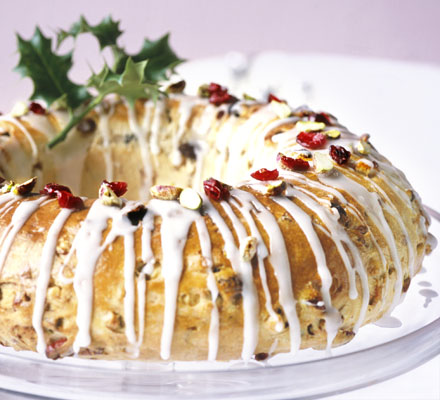 Stollen wreath