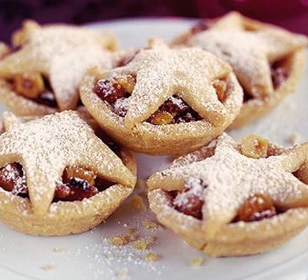 Apricot & hazelnut mince pies