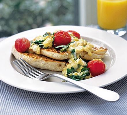 Cheese & watercress scramble