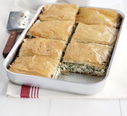 Cheesy spinach bake