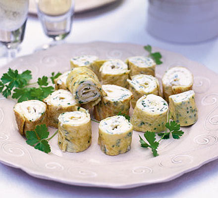 Miniature omelettes with ricotta