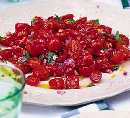 Tomato & mint salad