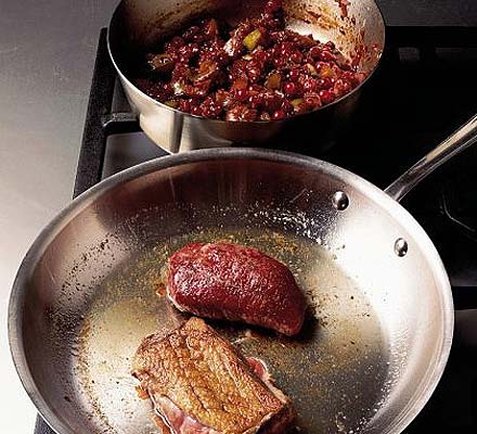 Duck breasts with redcurrant & onion relish