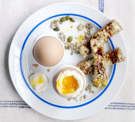 Dippy eggs with Marmite soldiers