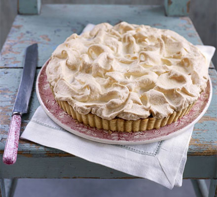 Toffee meringue pie