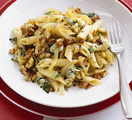 Blue cheese pasta