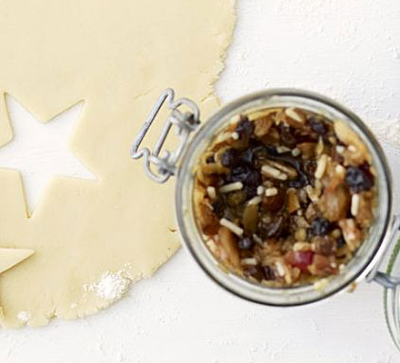 Fruity mincemeat with almonds