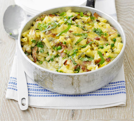 Bacon, pea & basil macaroni