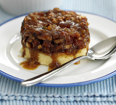 Nutty apricot & cinnamon pudding