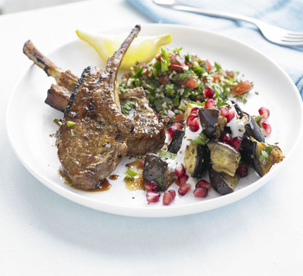 Grilled marinated lamb cutlets