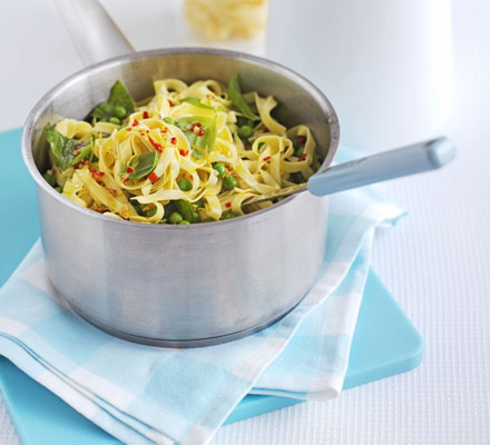 Summer pea pasta