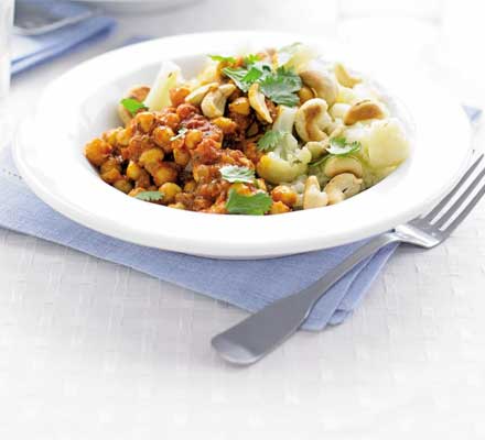 Cauliflower & cashew pilaf with chickpea curry