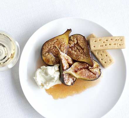 Spiced baked figs with ginger mascarpone