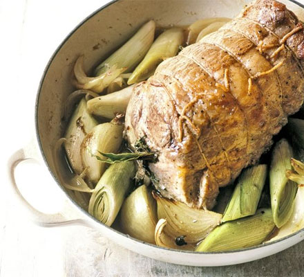 All-in-one leek & pork pot roast