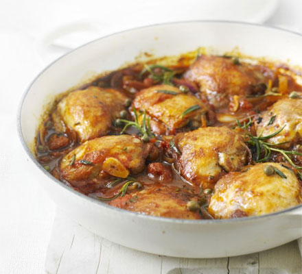 Rosemary chicken with tomato sauce