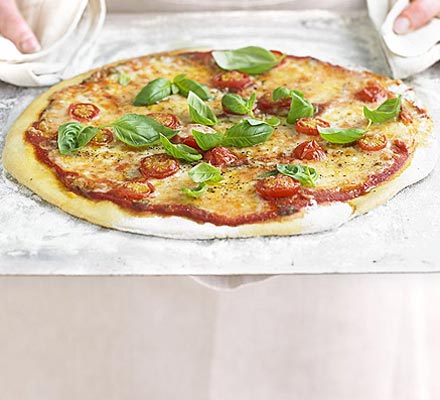 Pizza Margherita in 4 easy steps