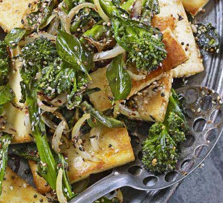 Paneer with broccoli & sesame