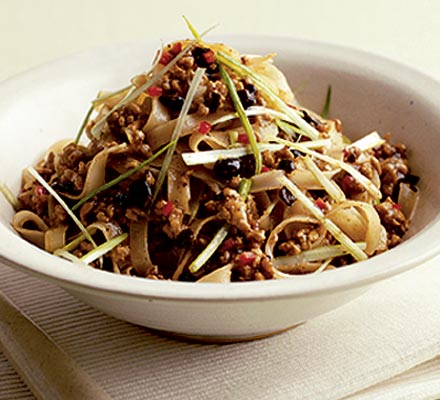 Black bean pork with noodles