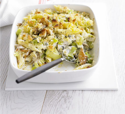 Leek & mackerel penne bake