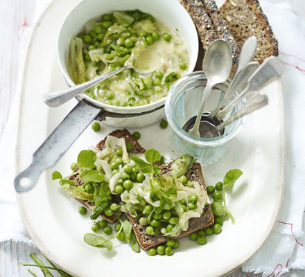 Butter-braised peas, lettuce & mint