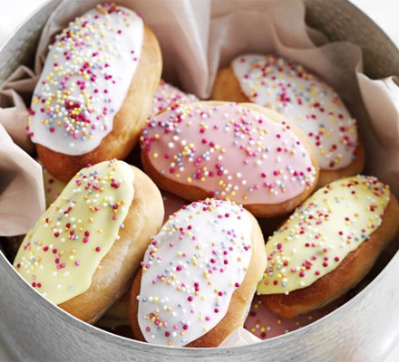 Easy iced buns