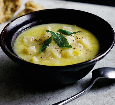 Chunky cheddar & celeriac soup