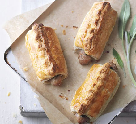 Pork & sage sausage rolls