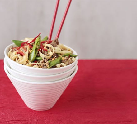 Five-spice beef & sugar snap noodles