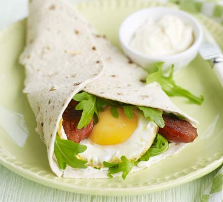 Chorizo & fried egg wraps