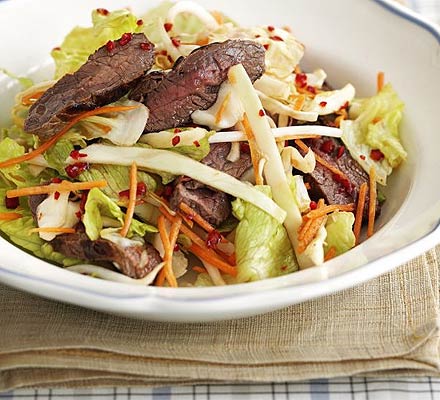 Beef strips with crunchy Thai salad