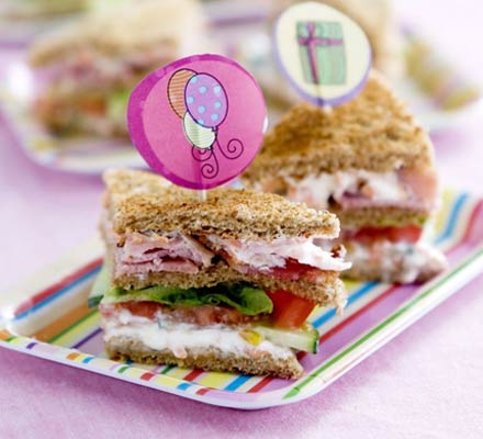 Kids’ club sandwiches