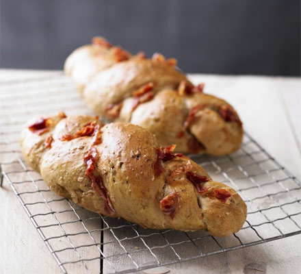 Garlic & prosciutto plait